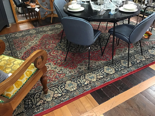 Fringed Floor Rug- 8' x 11'