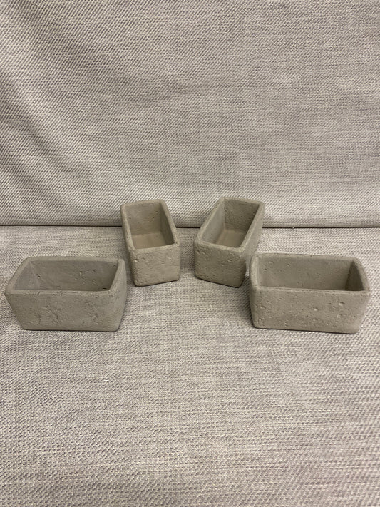 NEW! Set 4 Cement Planters