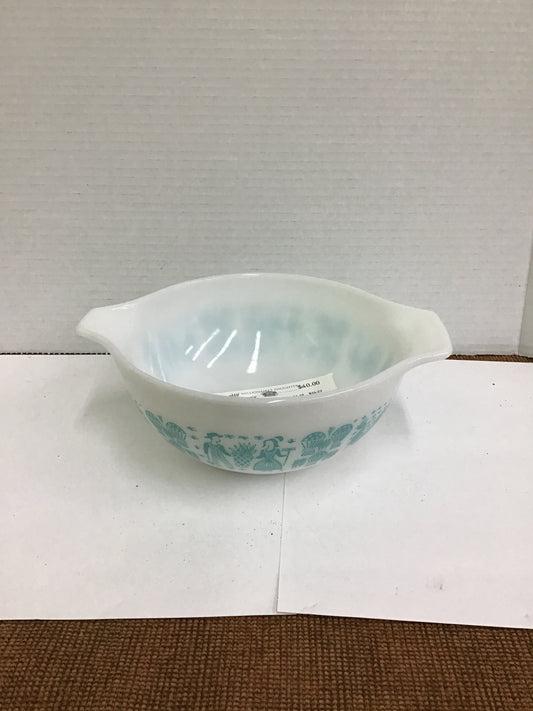 Vintage Pyrex Bowl- Amish Design