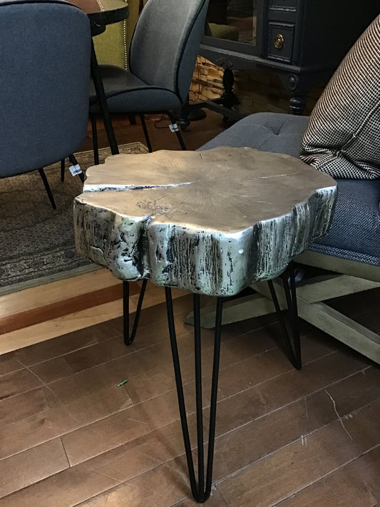 Unique! Modern Faux Log Accent Table
