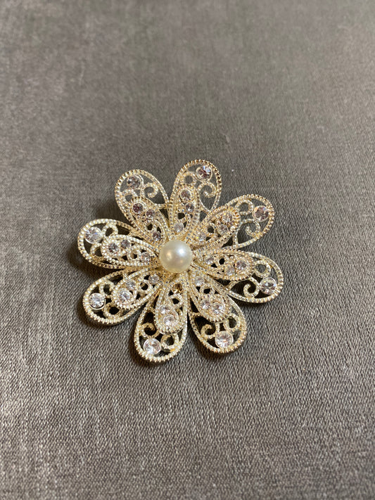 Silver Tone Filigree Brooch - Flower