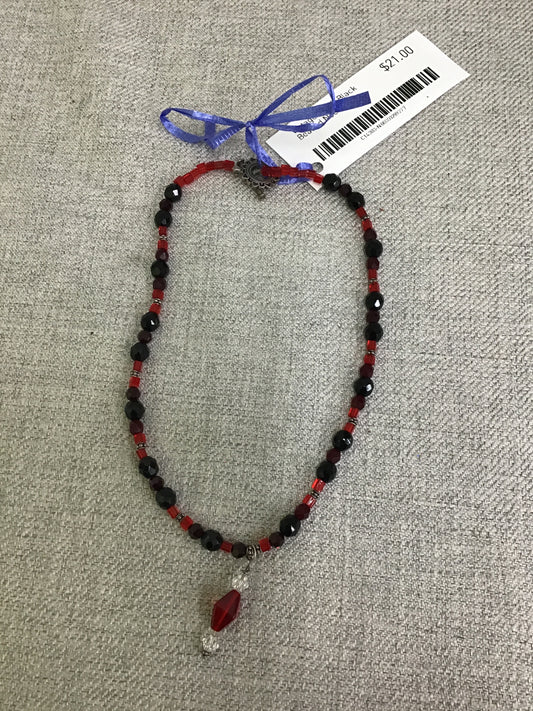 Vintage Red & Black Beaded Necklace