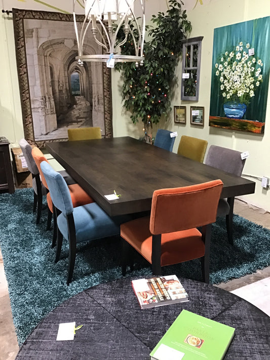 Dining Table & 8 Chairs