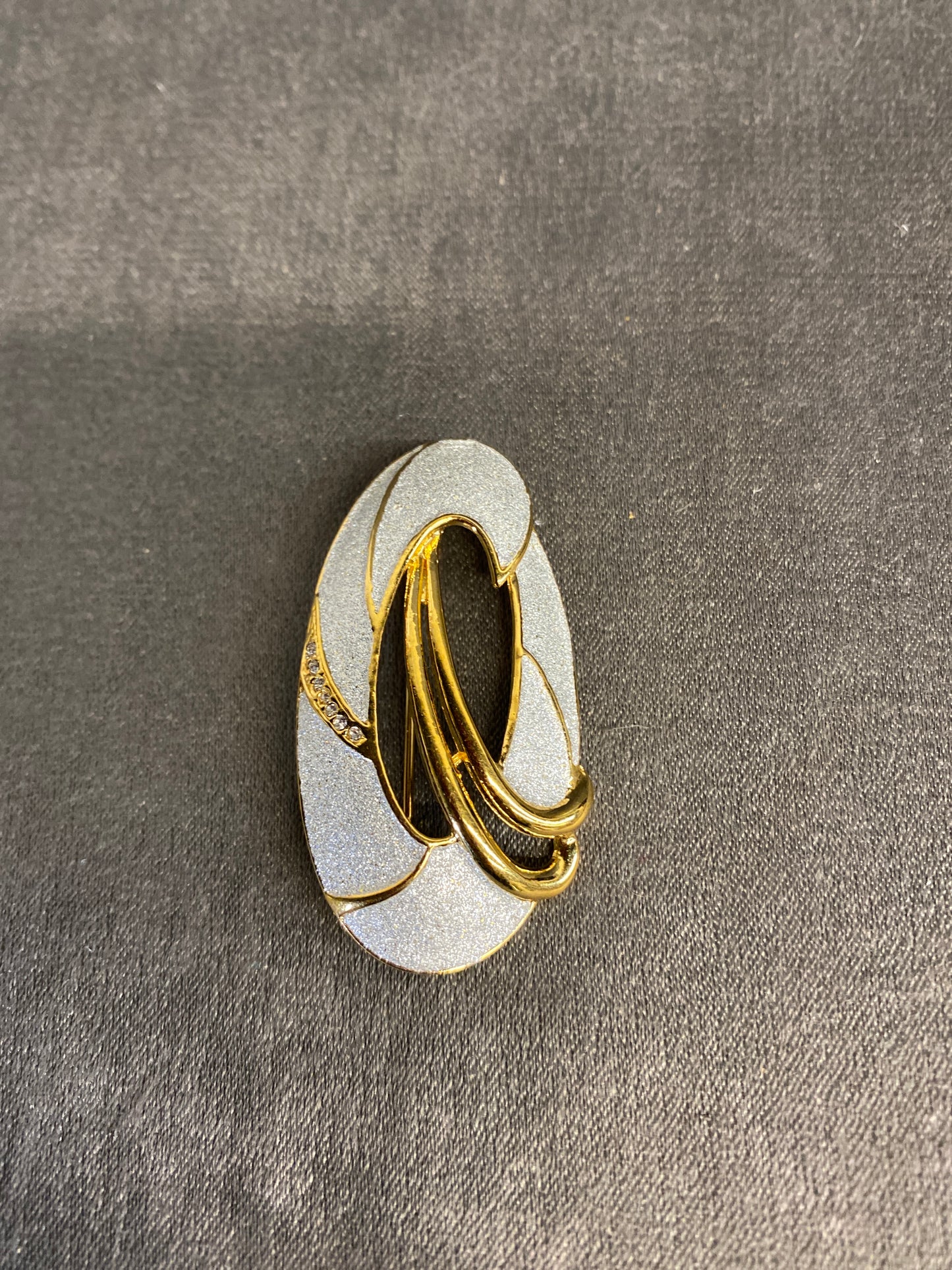 Brooch - Gold & Silver Tone