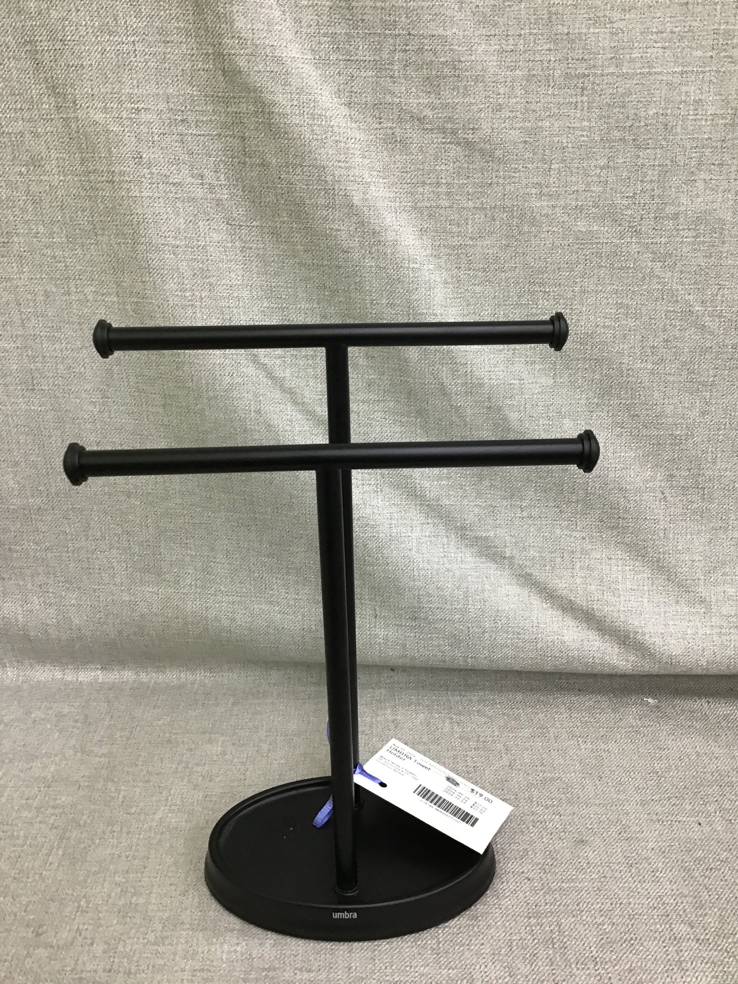 UMBRA Towel Holder