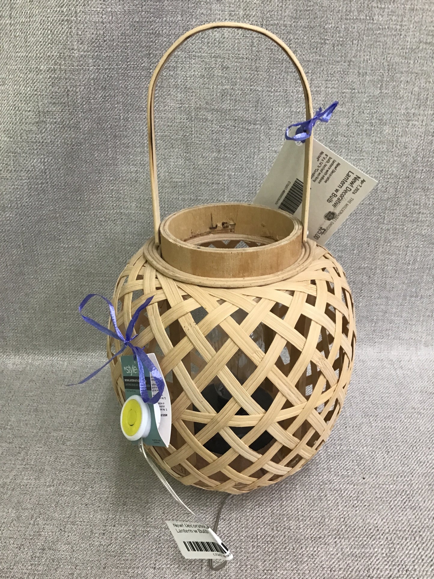 New! Decorative Lantern w Bulb
