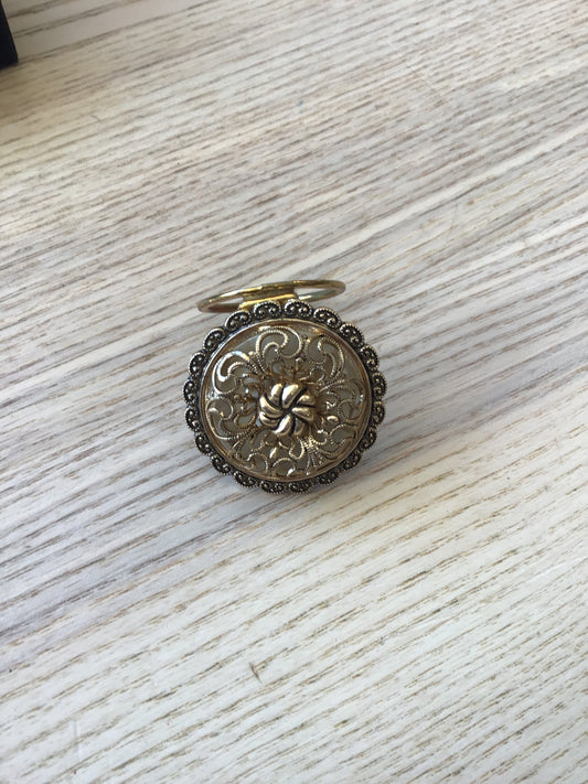 Vintage Regina Scarf Clip