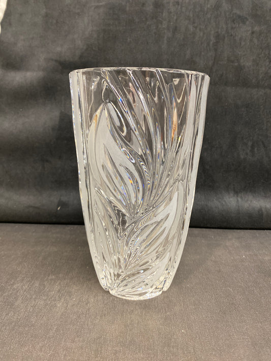 Frosted Crystal Vase - Leaves