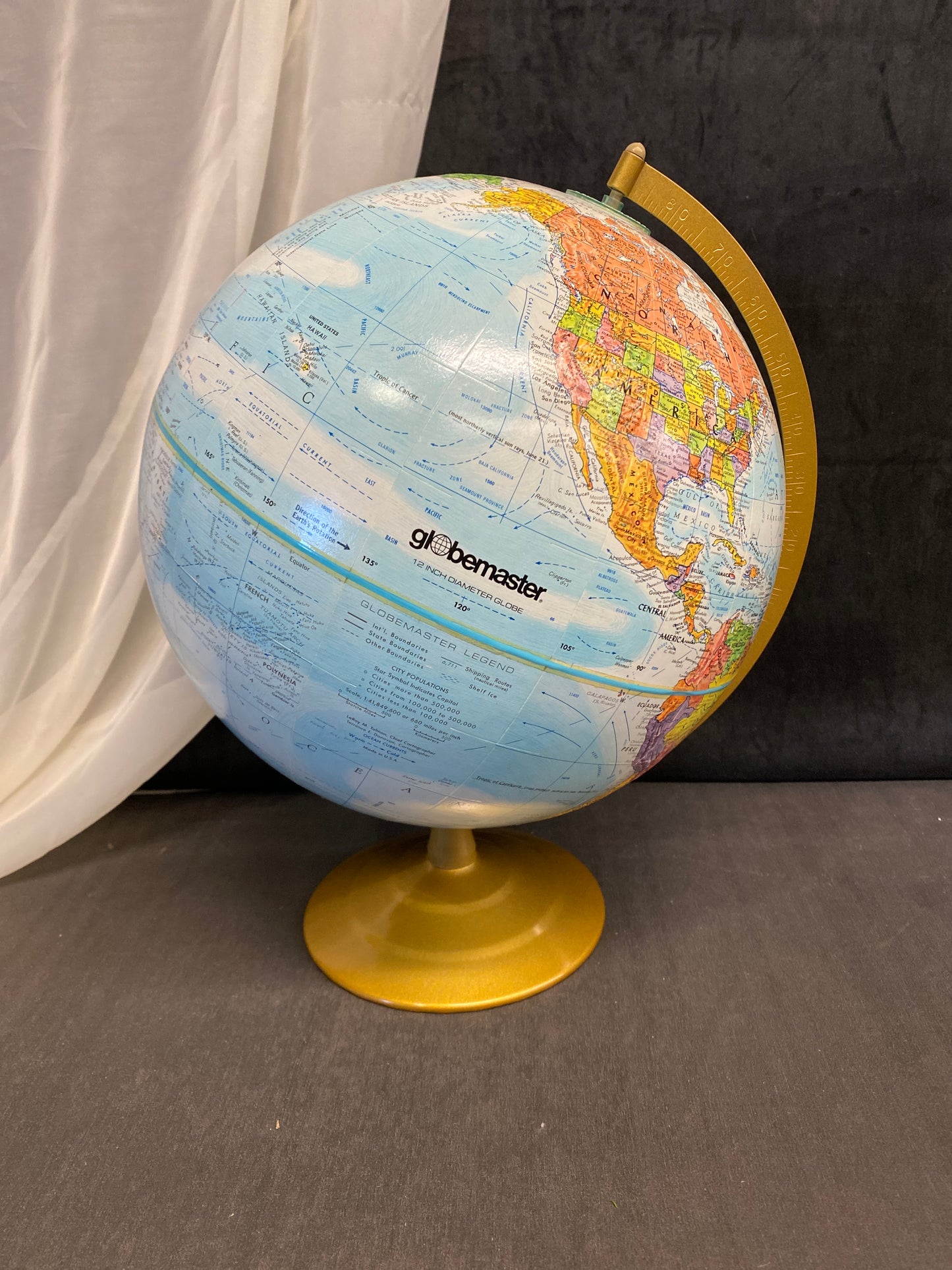Globemaster Globe - 12"