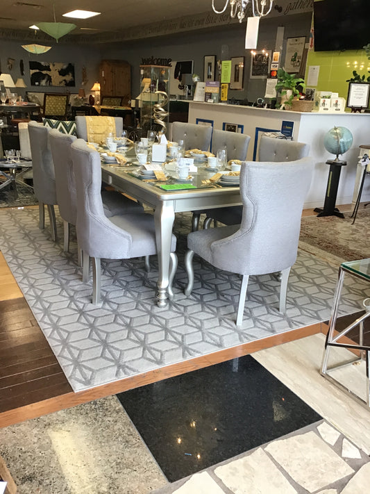 Grey Geometric Patterned Rug