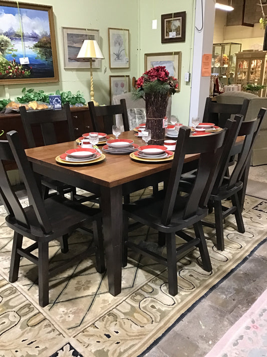 Maple Dining Table & 6 Chairs