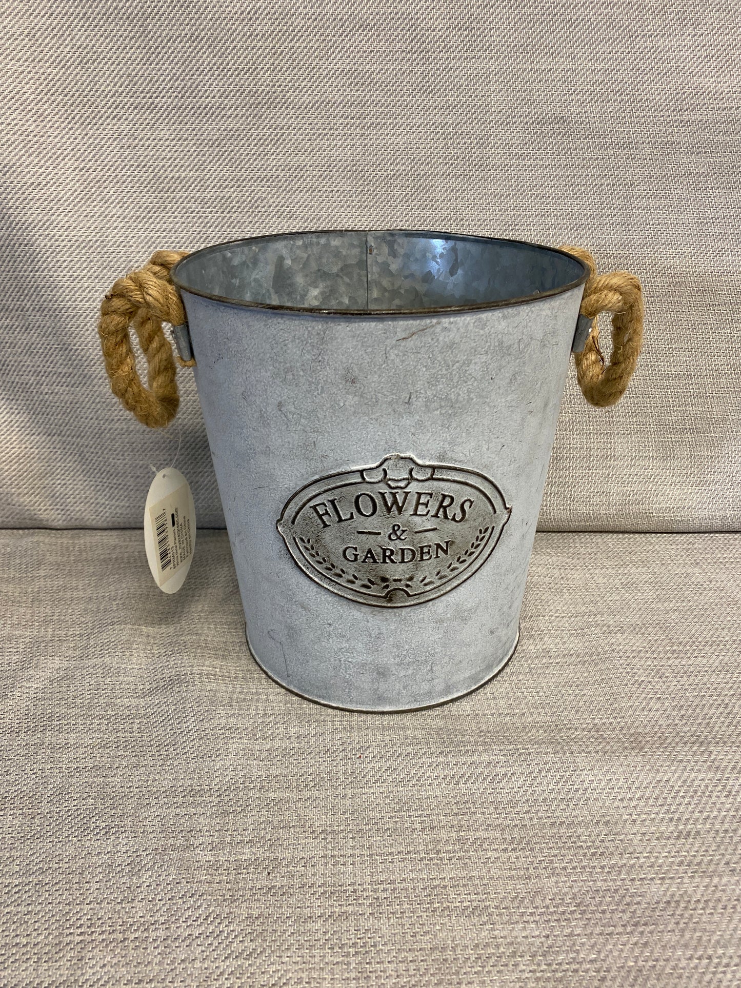 NEW! Cape Craftsmen Metal Bucket