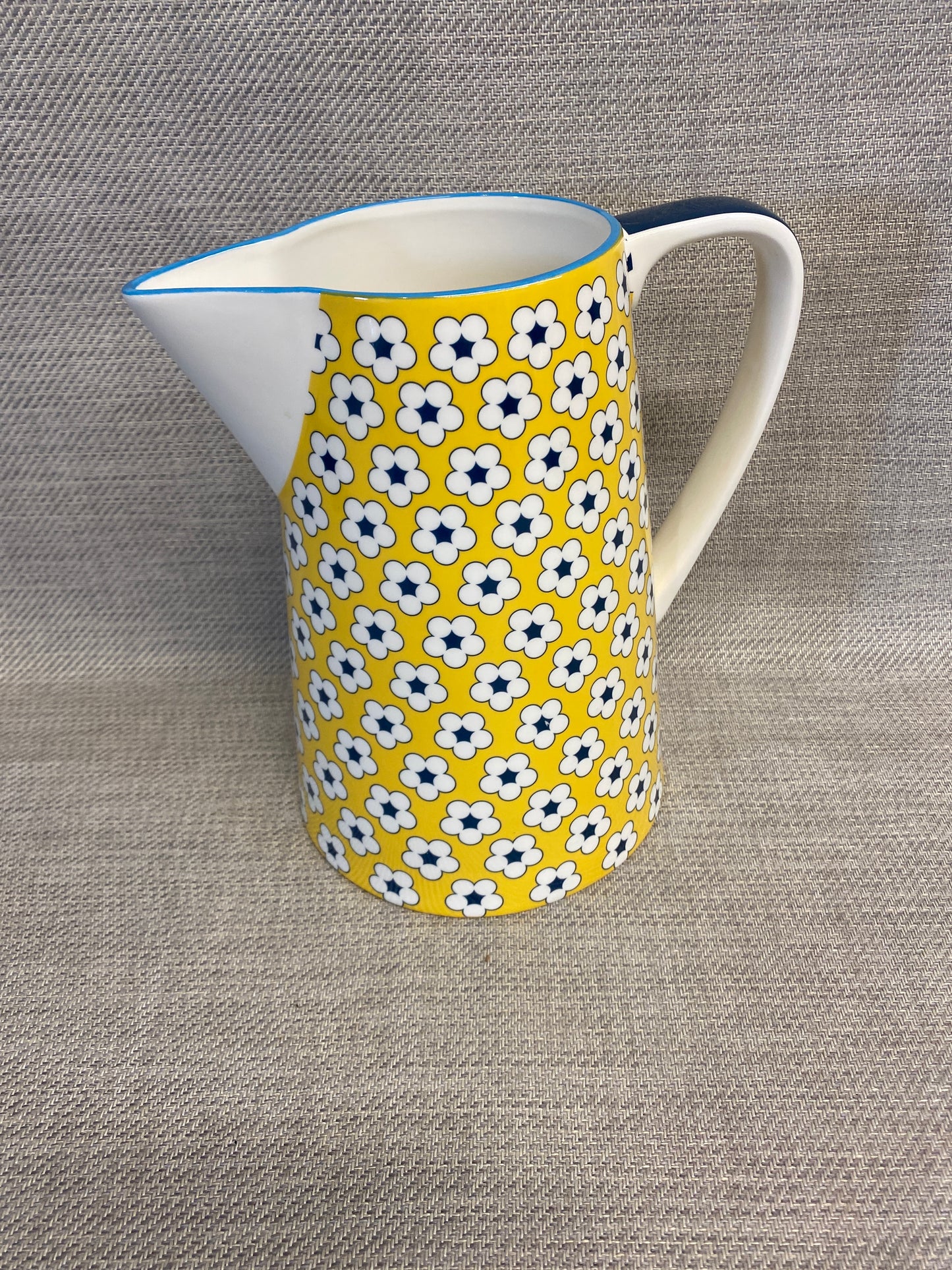 "Cotton Bud" Pitcher