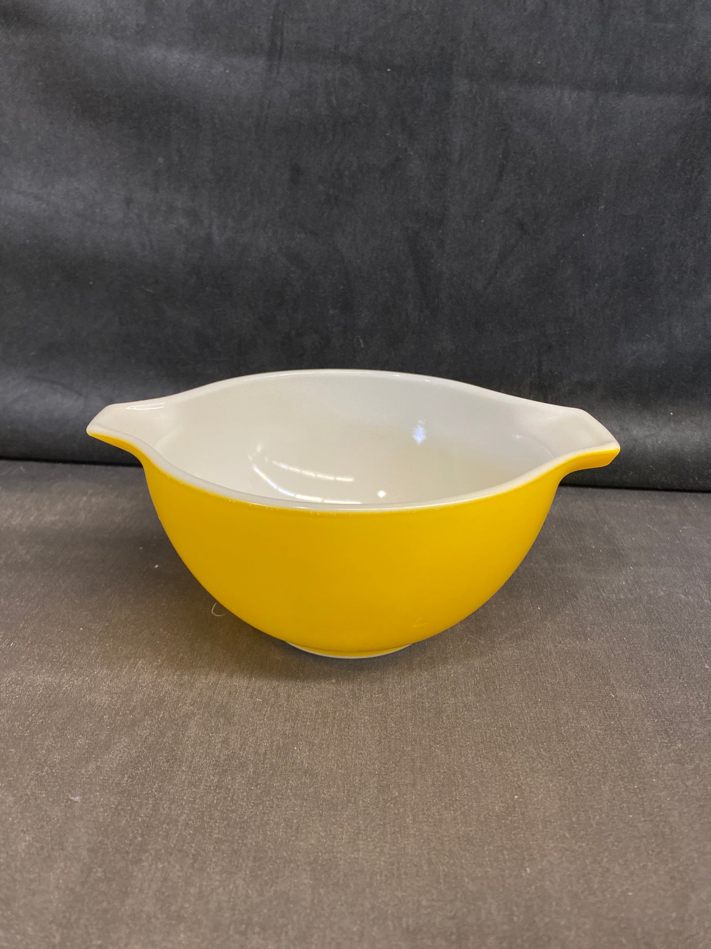 PYREX Bowl - Yellow