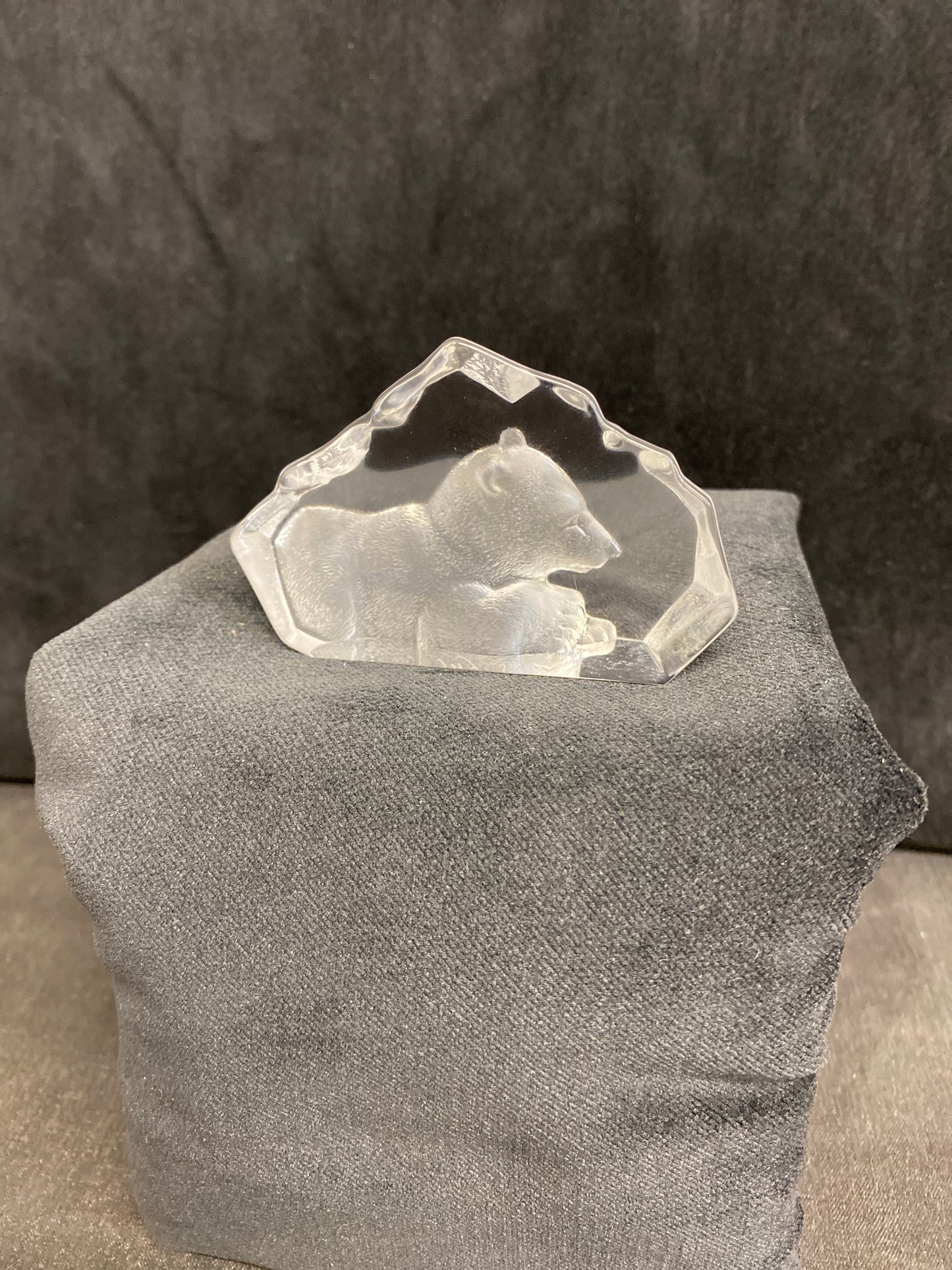 Mats Jonasson Crystal Paperweight - Bear