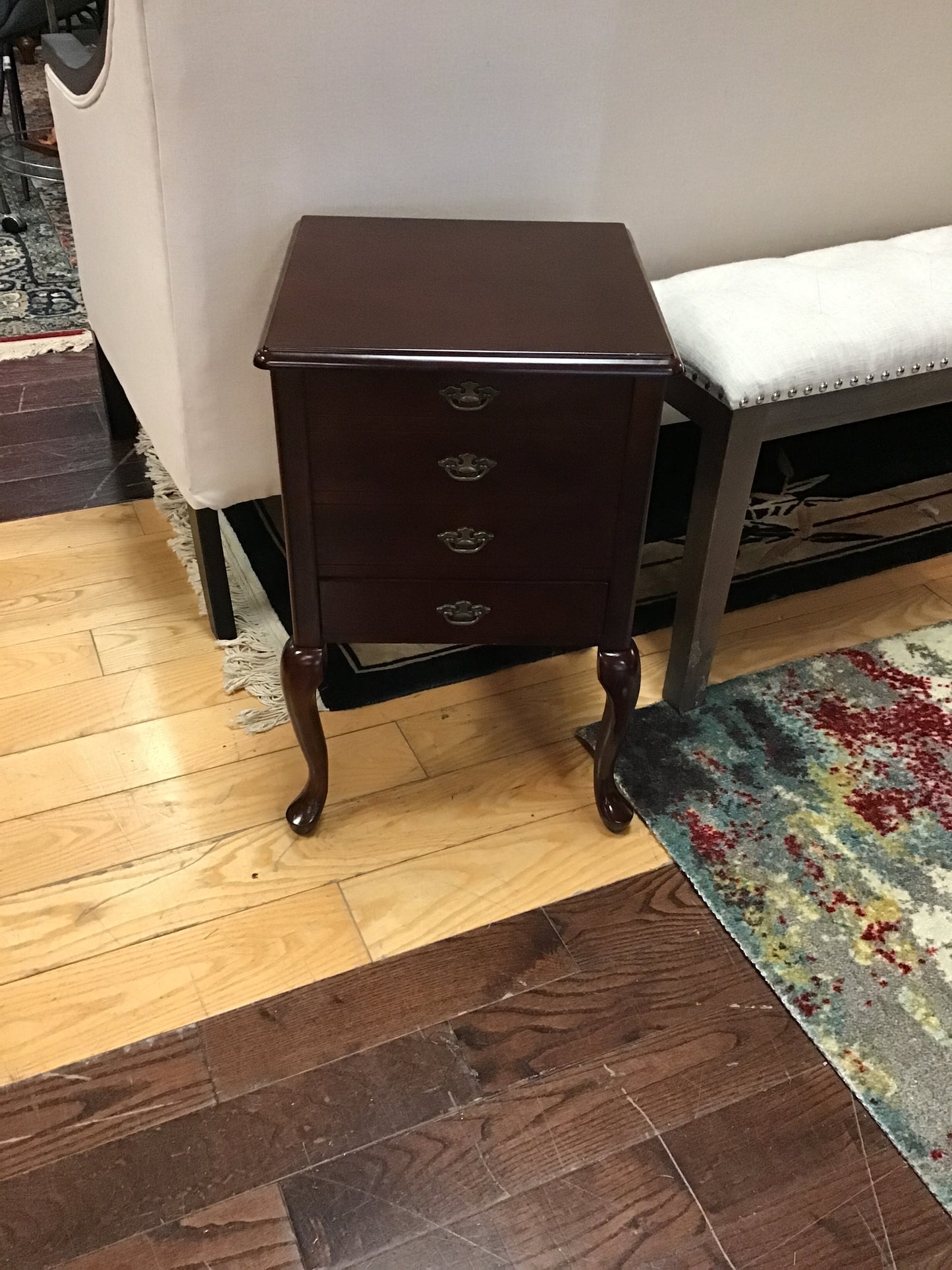 Standing Bombay Jewelry Box