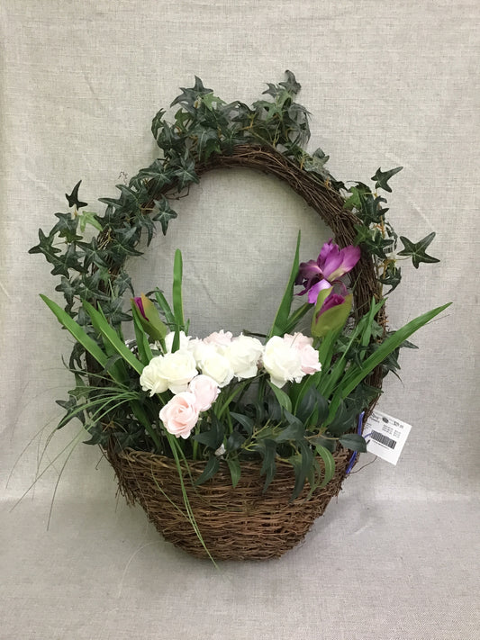 Wicker Hanging Basket w Flowers