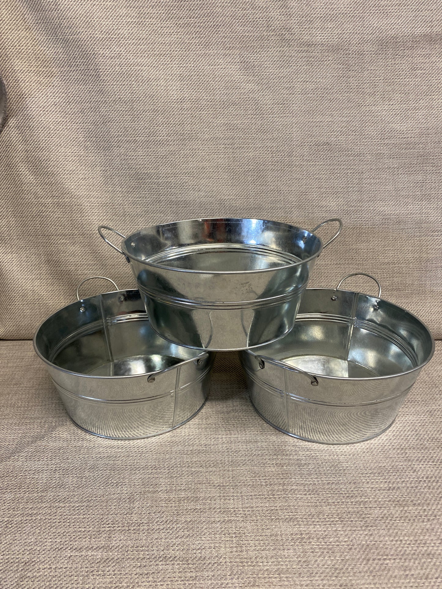 NEW! Set 3 Metal Baskets