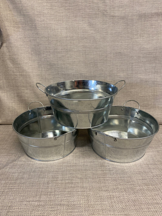 NEW! Set 3 Metal Baskets