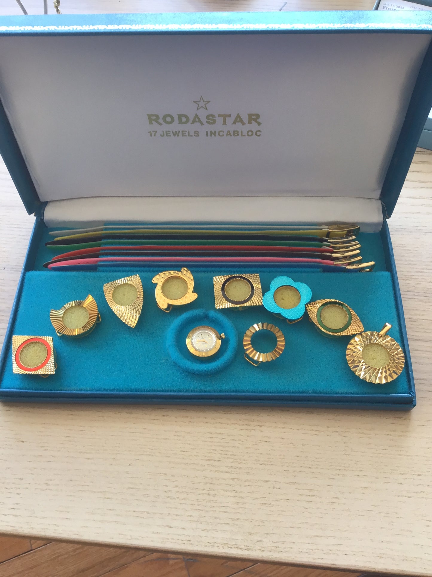 Vntg Womens Rodastar Custom Watch