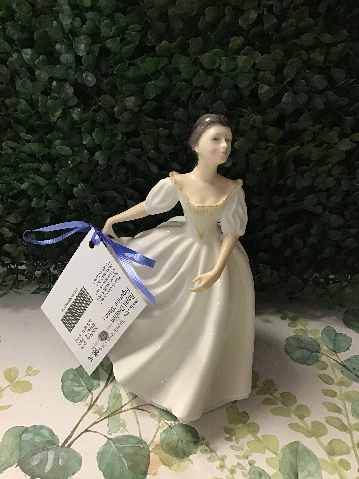 Royal Doulton Figurine 'Donna'
