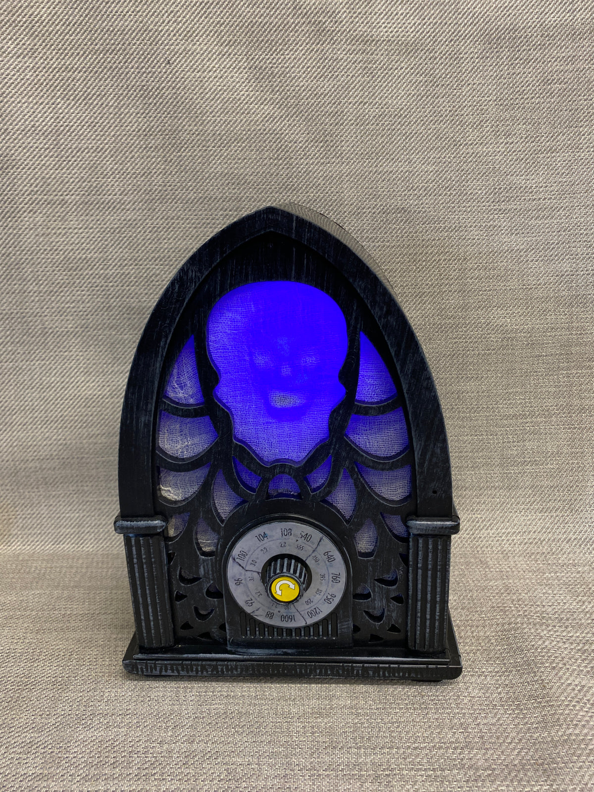 Halloween Light Up Radio