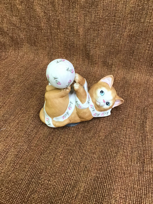 Vintage 1980s Musical Cat Figurine