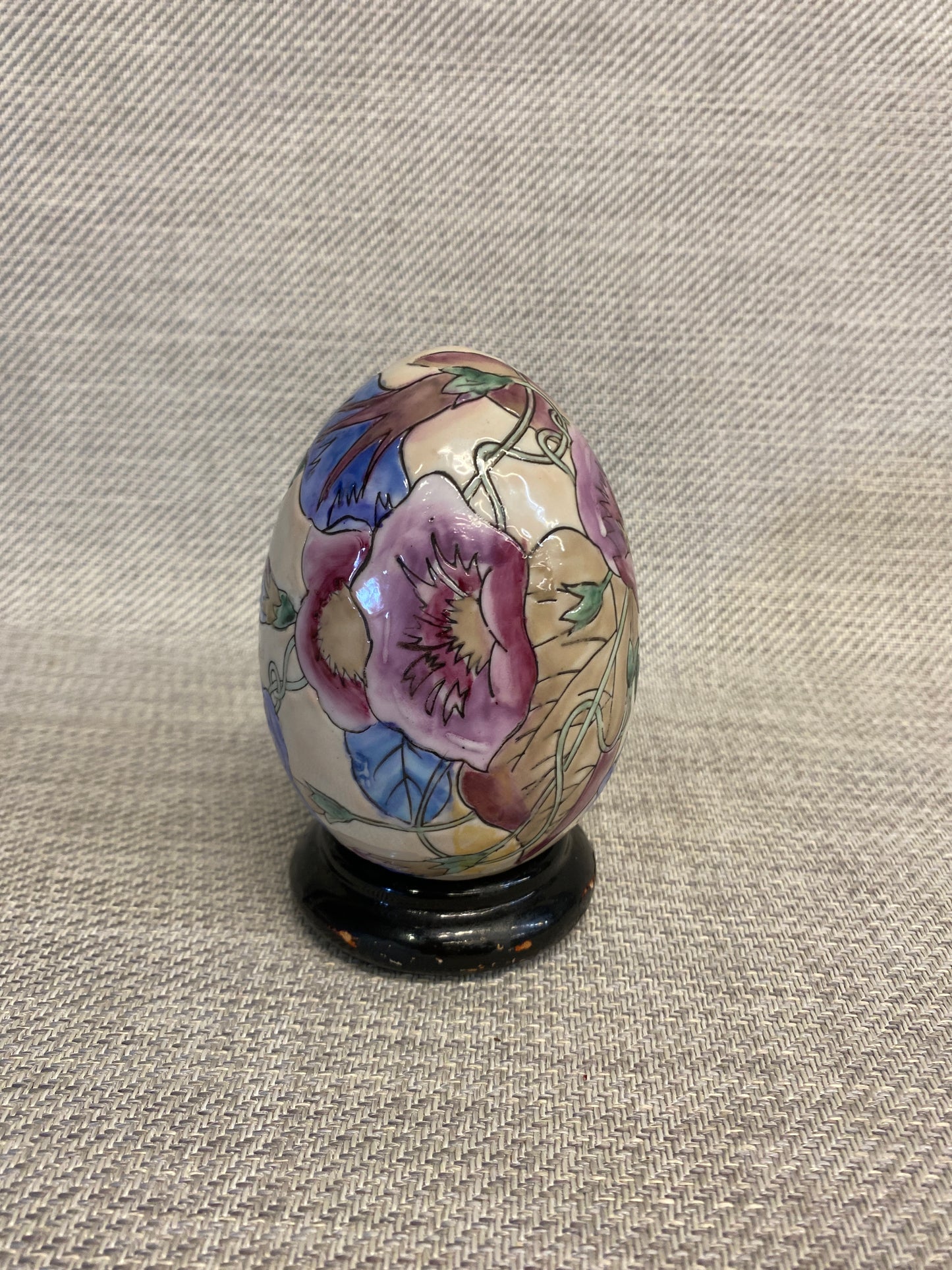 Ceramic Egg On Stand - Floral