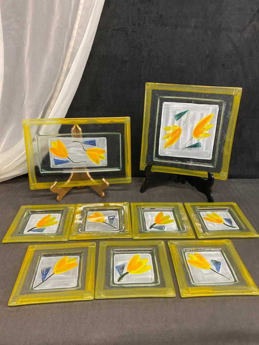 9PC Art Glass Dessert Set - Tulips