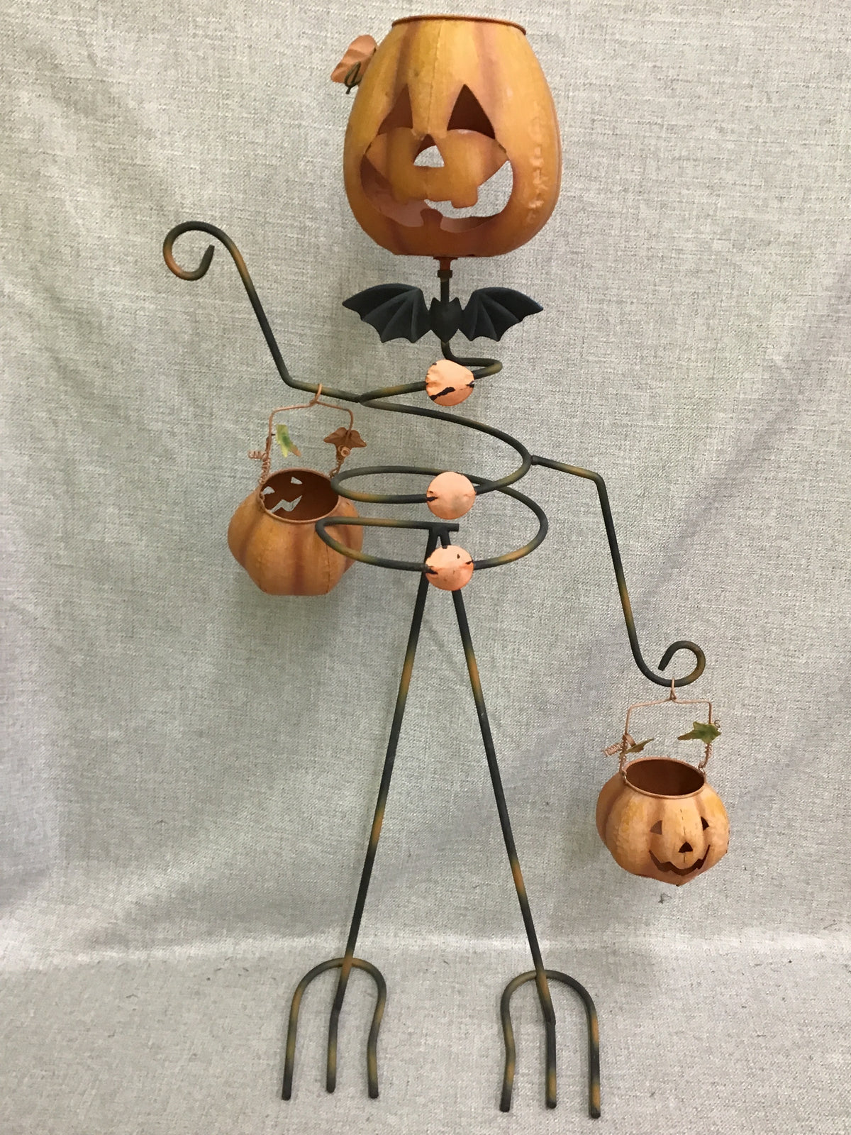 Metal Pumpkin Halloween Decor