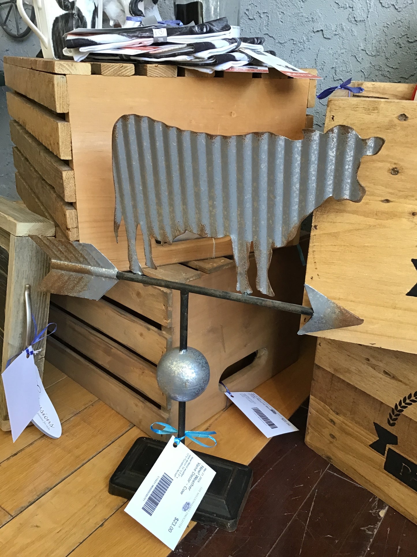 New! Weather Vane Decor - Cow