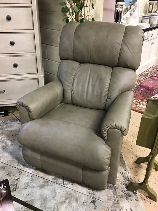 La-Z-Boy "Pinnacle" Power Recliner