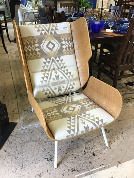 Gus Modern Lounge Chair