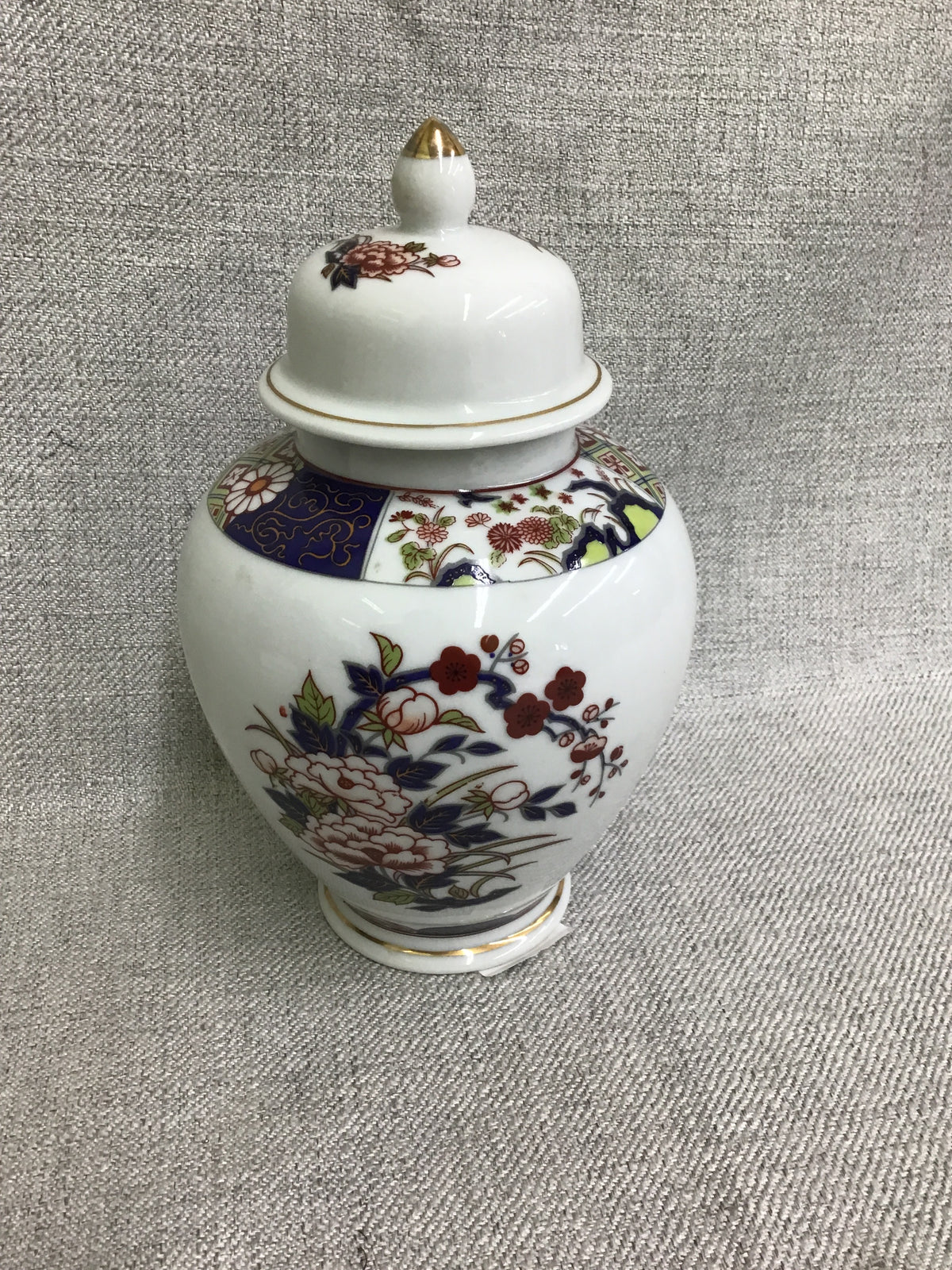 Satsuma Imari Lidded Ginger Jar